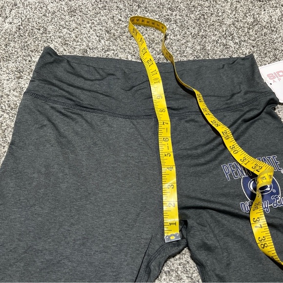 Ladies Penn State Nittany Lions Leggings / Yoga Pants size Large NWT - Picture 4 of 11